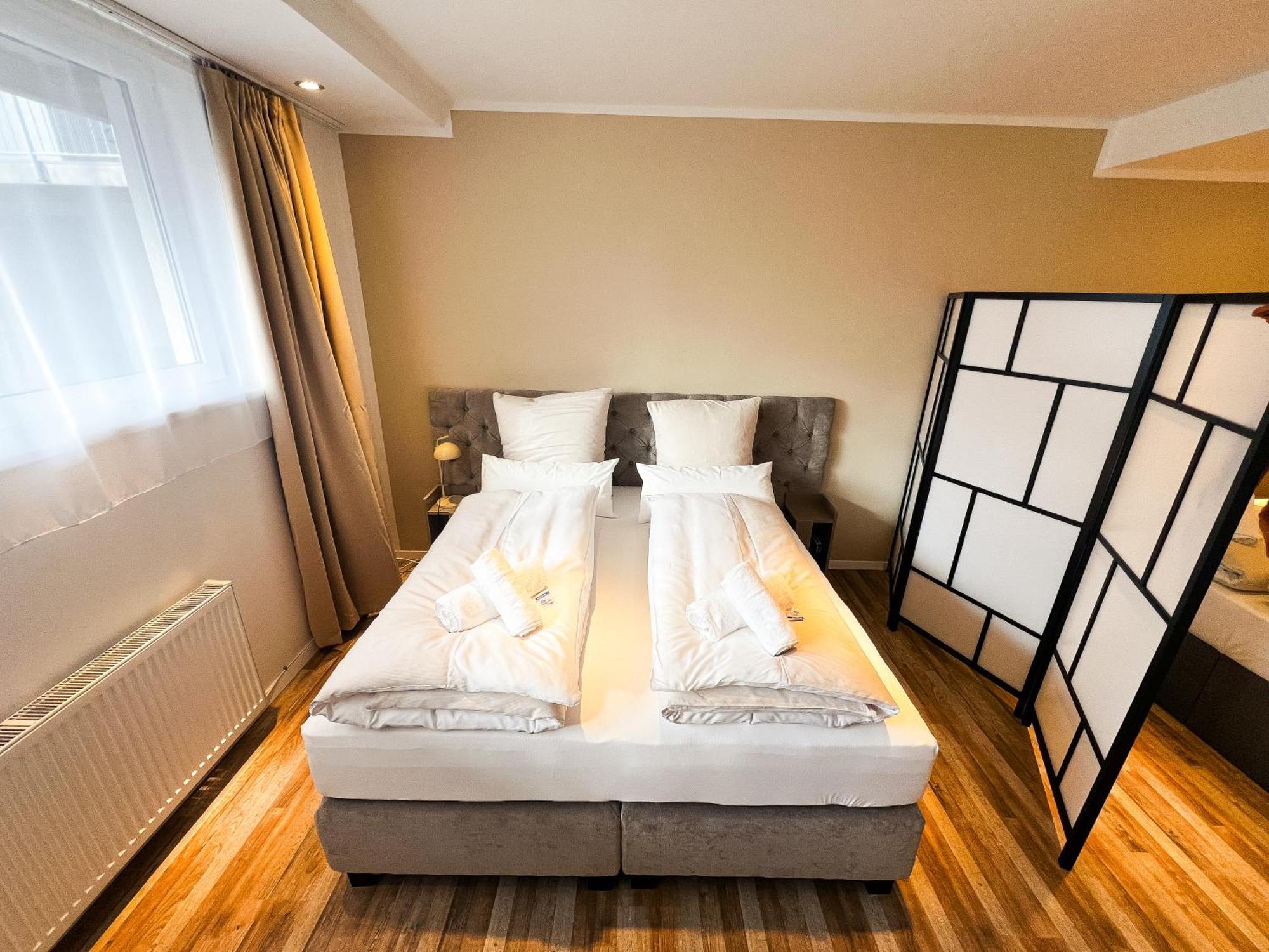 Qonroom - As Individual As You - Minden Kaiserstrasse Oda fotoğraf