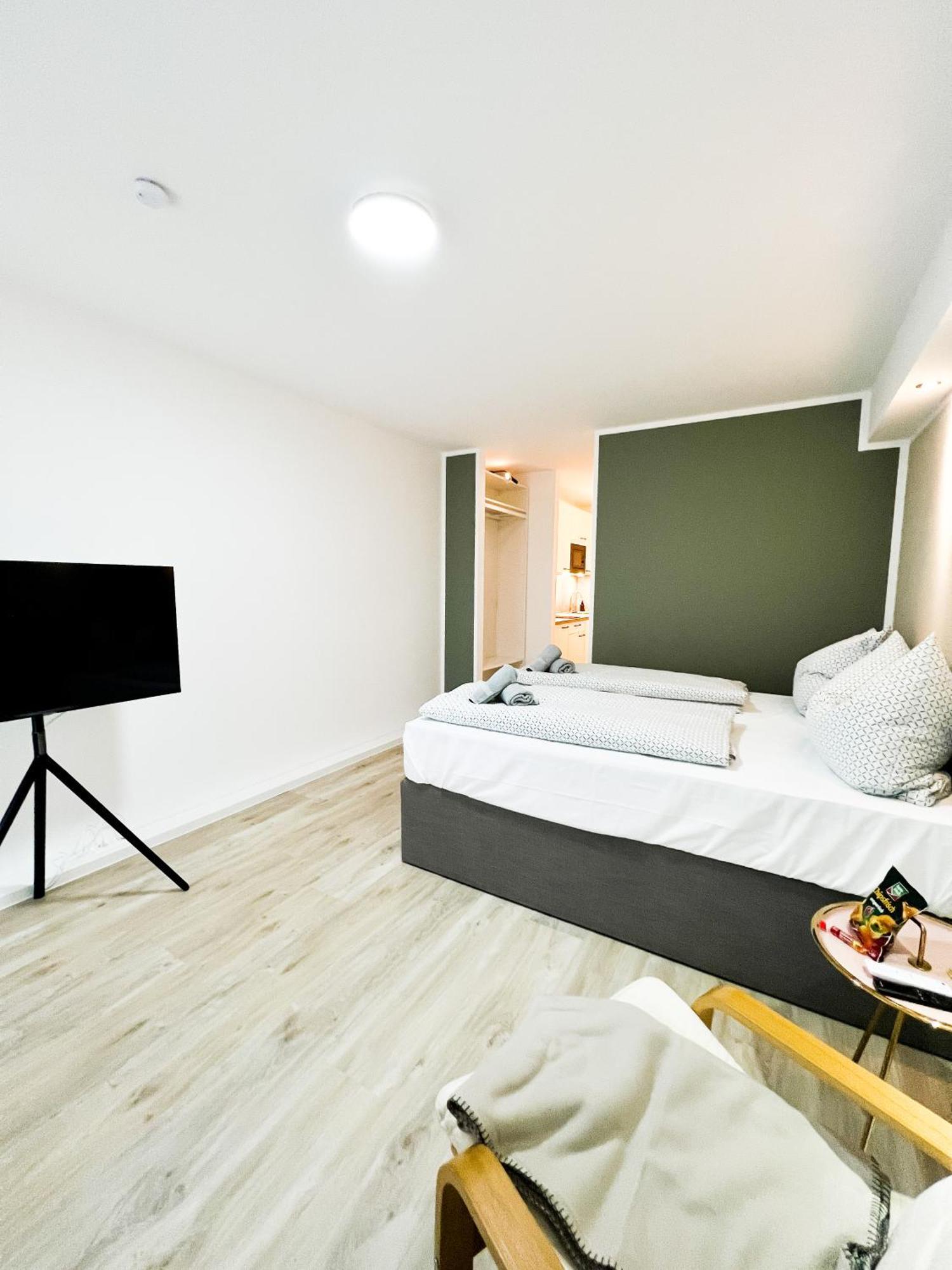 Qonroom - As Individual As You - Minden Kaiserstrasse Oda fotoğraf
